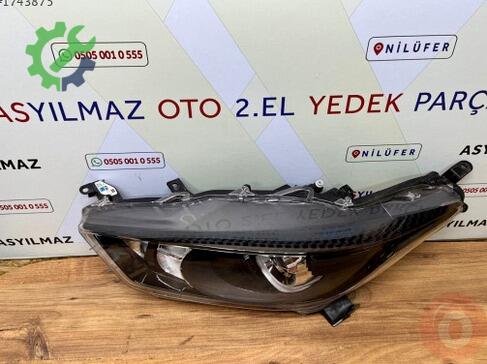 Toyota Yaris Sol Ön Far 2020-2022 çıkma parça