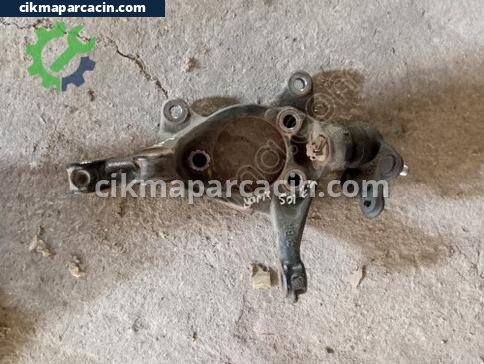 Toyota Yaris Sol Ön Taşıyıcı çıkma parça