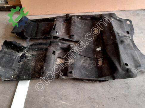 Toyota Yaris Taban Halısı çıkma parça