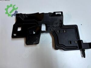 TOYOTA YARİS TORPİDO ALT BAKALİTİ