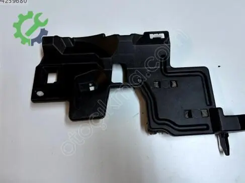 Toyota Yaris Torpido çıkma parça