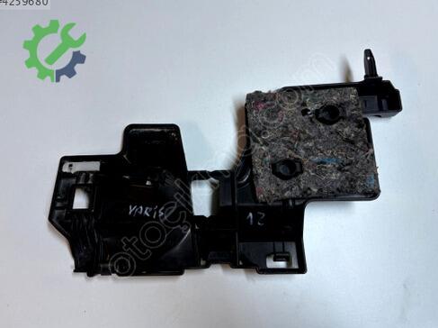 Toyota Yaris Torpido 556060D050 çıkma parça