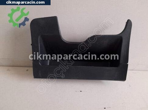 Toyota Yaris Torpido çıkma parça