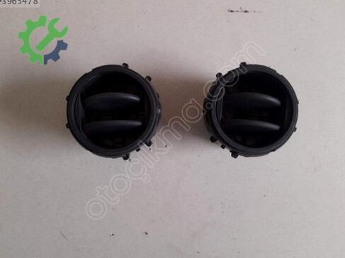 Toyota Yaris Kalorifer çıkma parça