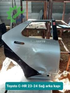 Toyoto C-HR 23-24 Sağ arka kapı