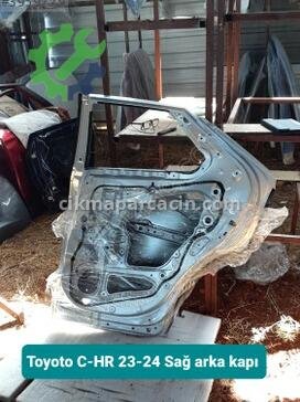 Toyota C-HR Hybrid Sağ Arka Kapı 23-24 çıkma parça