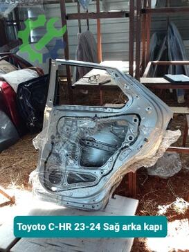 Toyota C-HR Hybrid Sağ Arka Kapı 23-24 çıkma parça