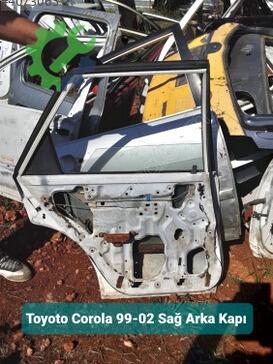 Toyota Corolla Sağ Arka Kapı 99-02 çıkma parça
