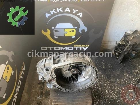 Renault Trafic Şanzıman Komple çıkma parça