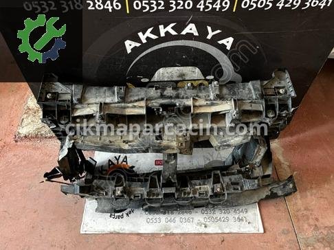Renault Trafic Ön Panel çıkma parça