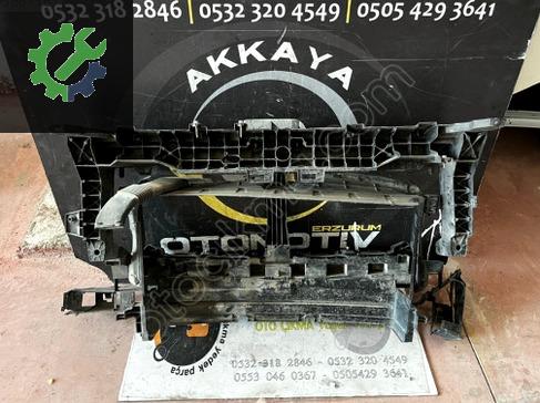 Renault Trafic Ön Panel çıkma parça