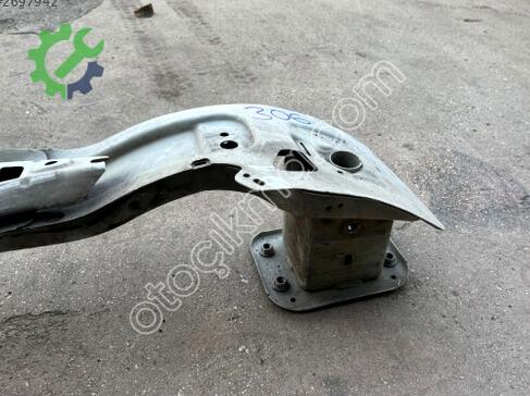 Ford Transit Custom Ön Tampon Demiri BK21-17K876-A çıkma parça