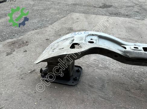 Ford Transit Custom Ön Tampon Demiri BK21-17K876-A çıkma parça