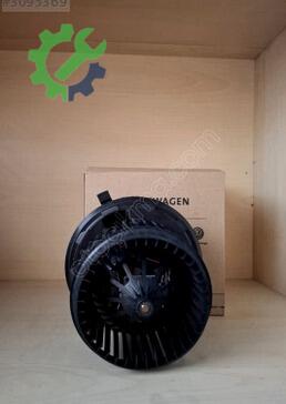 Volkswagen Transporter Fan Motoru 7H0819021A çıkma parça