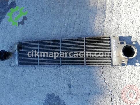 Volkswagen Transporter Intercooler Radyatörü çıkma parça