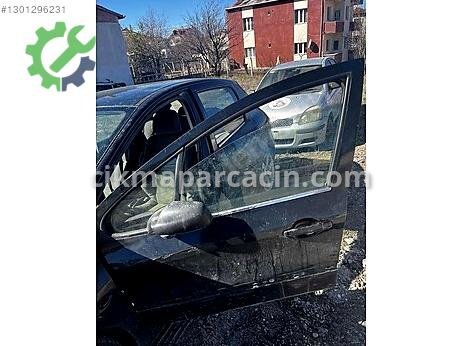 Peugeot 307 Sağ Ön Kapı çıkma parça