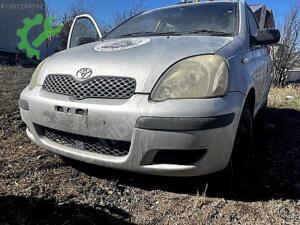 Çıkma Orijinal Sağ Ön Far Toyota Yaris 2004