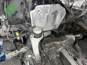 Volkswagen Touareg Motor Takozu & Kulağı Çıkma