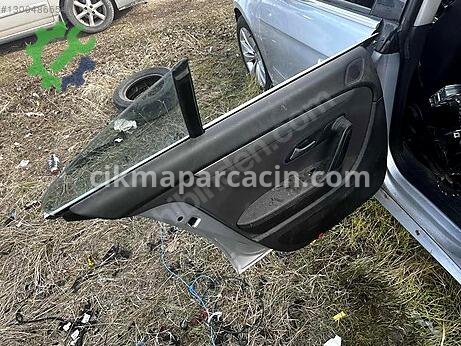 Volkswagen VW CC Sağ Ön Kapı çıkma parça