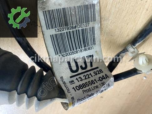 Opel Corsa Elektrik Tesisatı GM13221928 çıkma parça