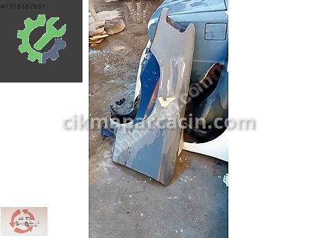 Mercedes-Benz 200 Sol Çamurluk çıkma parça