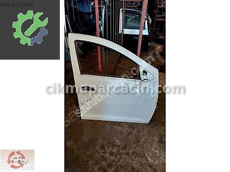 Renault Clio Sağ Ön Kapı çıkma parça