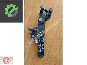 FİAT DOBLO 3 SOL SÜRGÜLÜ KAPI ALT KIZAK