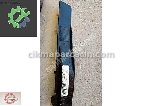 Opel Corsa Sağ Ön Çamurluk çıkma parça