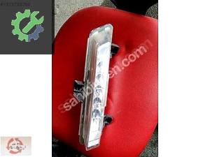 RENAULT CLİO 4 GÜNDÜZ FARI SAĞ
