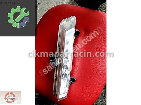 Renault Clio Sağ Ön Far çıkma parça
