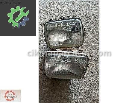 Mazda B-2200 Sağ Ön Far çıkma parça