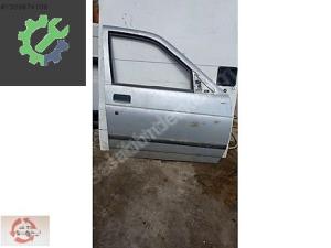 LADA VEGA SAĞ ÖN KAPI