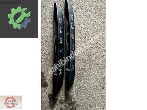 DACİA DUSTER BAGAJ KAPAĞI PLAKALIK
