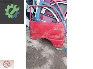 MAZDA E 2200 SAĞ ÖN KAPI