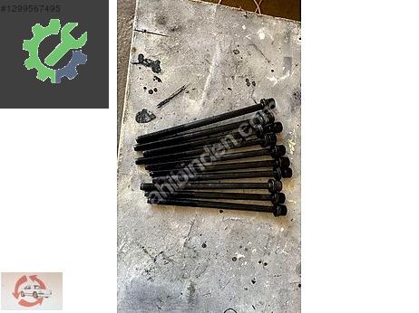 Opel Insignia Silindir Kapak çıkma parça