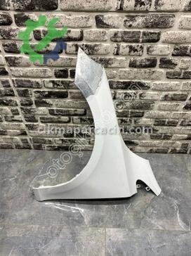 Volvo V40 Sol Ön Çamurluk çıkma parça
