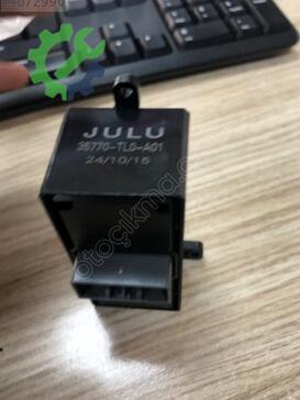 Honda Accord Cam Açma Düğmesi 35770-TL0-E11 çıkma parça