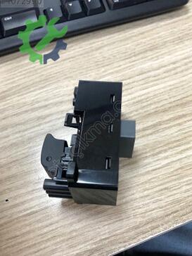 Honda Accord Cam Açma Düğmesi 35770-TL0-E11 çıkma parça