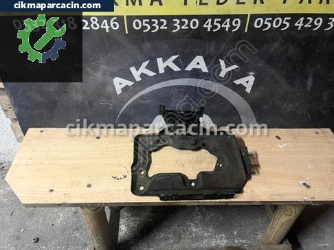 Opel Vectra Ara Bölme Sacı çıkma parça