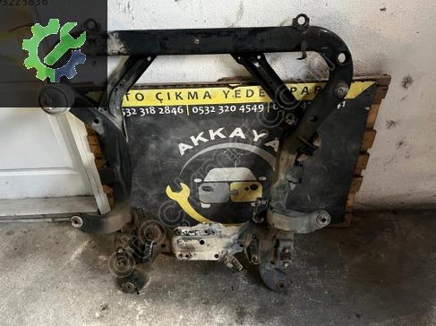 Opel Vectra Travers çıkma parça