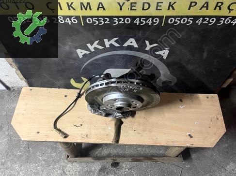 Opel Vectra Sağ Ön Taşıyıcı çıkma parça