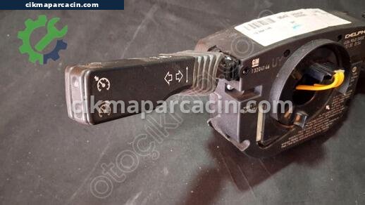 Opel Vectra Silecek Kolu çıkma parça
