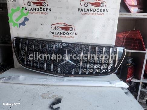 Mercedes-Benz Vito Ön Panjur çıkma parça
