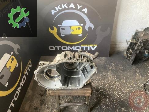 Opel Vivaro Şanzıman Komple çıkma parça