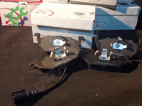 Volkswagen Golf Disk Fren Balatası 05P692 çıkma parça