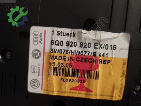 Volkswagen Polo Gösterge Saati çıkma parça