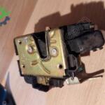 Volkswagen Polo Orijinal Çıkma Sağ Ön Kapı Kilidi