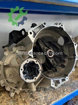Volkswagen Passat Şanzıman Komple çıkma parça