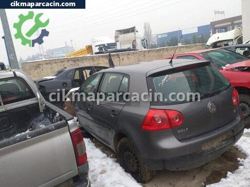 Volkswagen Golf Tavan çıkma parça