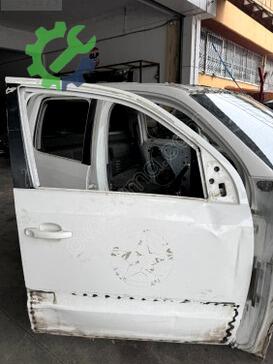 Volkswagen Amarok Sağ Ön Kapı çıkma parça